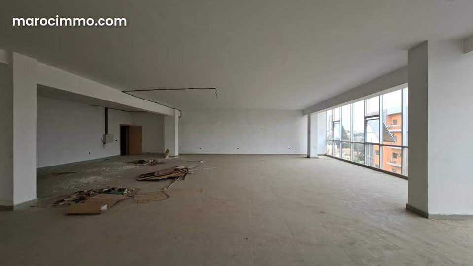 Bureaux de 200 à 4000 m²