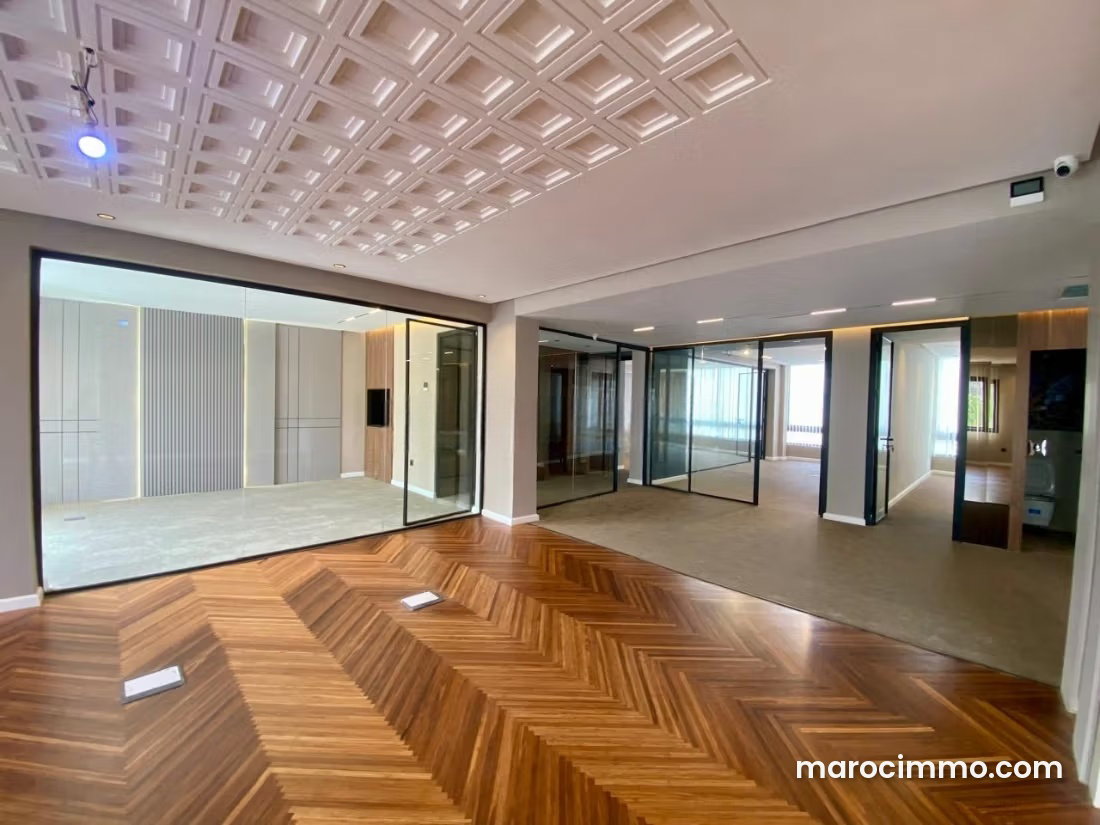 250 m² Office with Terrace, Gauthier, Casablanca — Casablanca