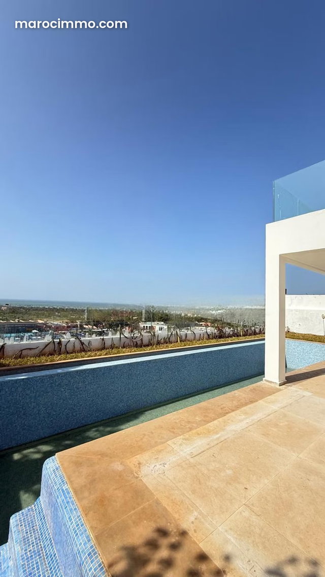 Luxury Villa with Sea View — 3
