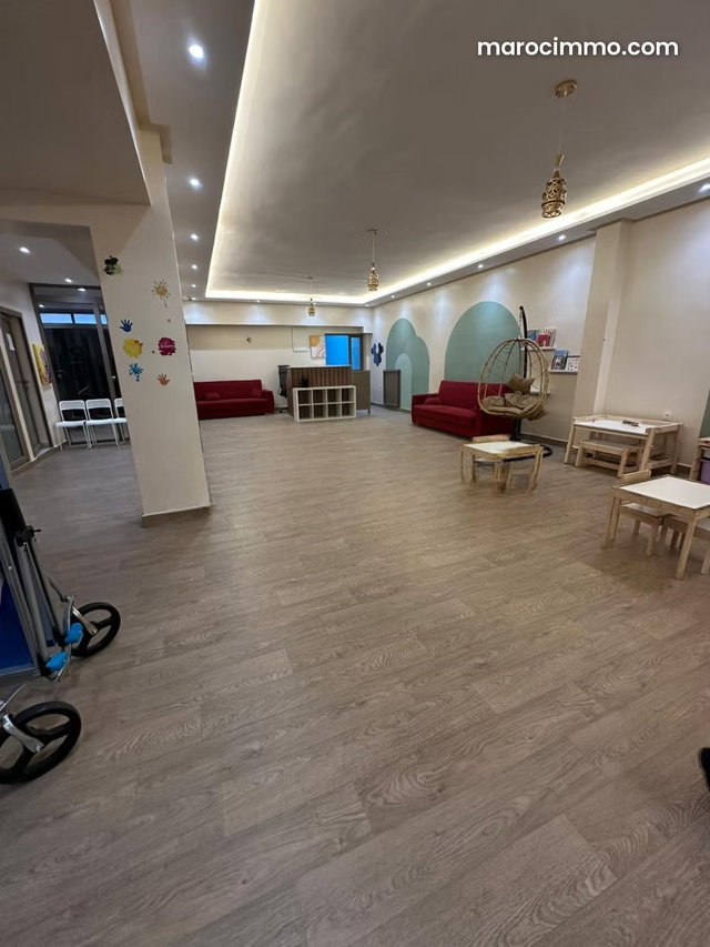 Fonds de commerce 200m² multi activités Targa — 4