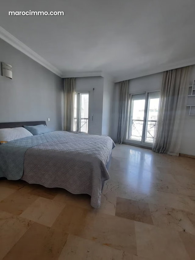 Furnished Studio for Rent – Golden Triangle — 5