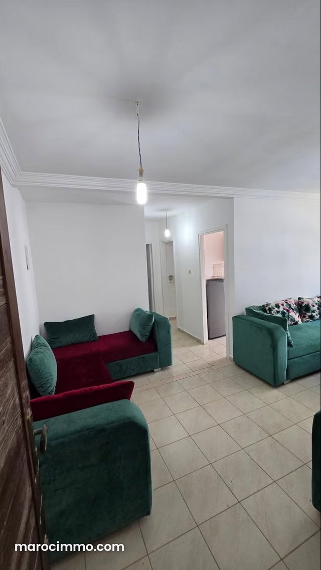 Vente d'un bel appartement à M'Diq. 2 pièces. Environnement calme avec vue sur la montagne, porte blindée — 2