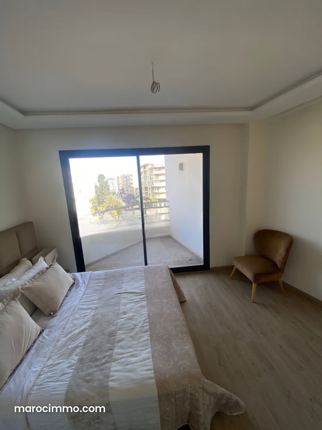 Appartement a vendre maarif ext deux chambres — 3