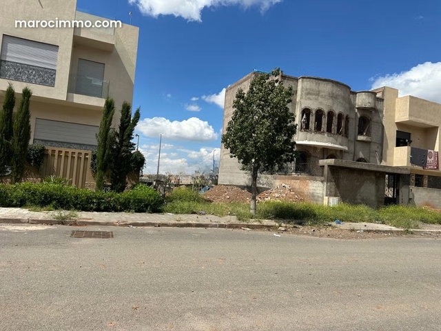 Vente de terrain à Route de l'Ourika. Surface de 150 m² — 2