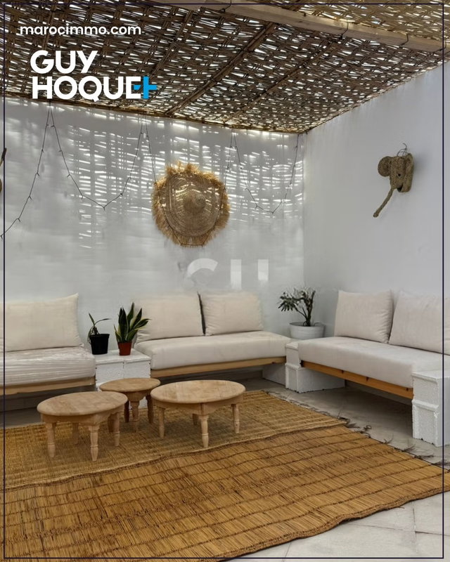 Studio à louer Quartier Princesses avec terrasse — 2
