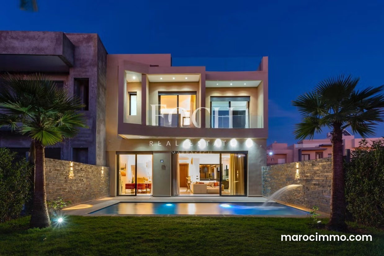 Villa 300 m² avec piscine et jardin 1000 m², Agdal, Marrakech — Marrakech