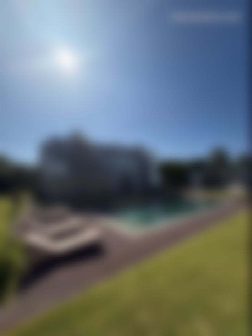 فيلا فاخرة بإطلالة بحرية في شاطئ واد الشراط بوزنيقة