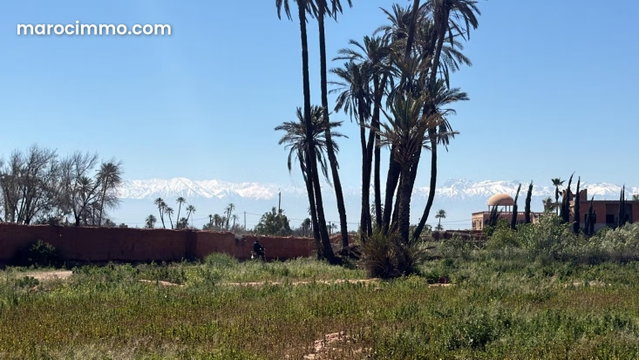 Land titled 13,400 m² with clear view Atlas — 3