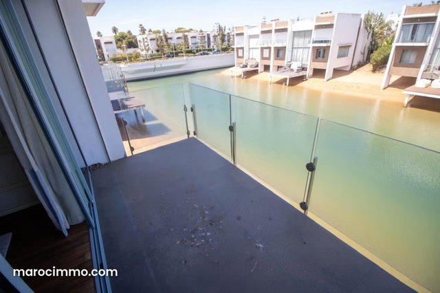 Bouznika – Magnifique villa à vendre 4 CH — 4