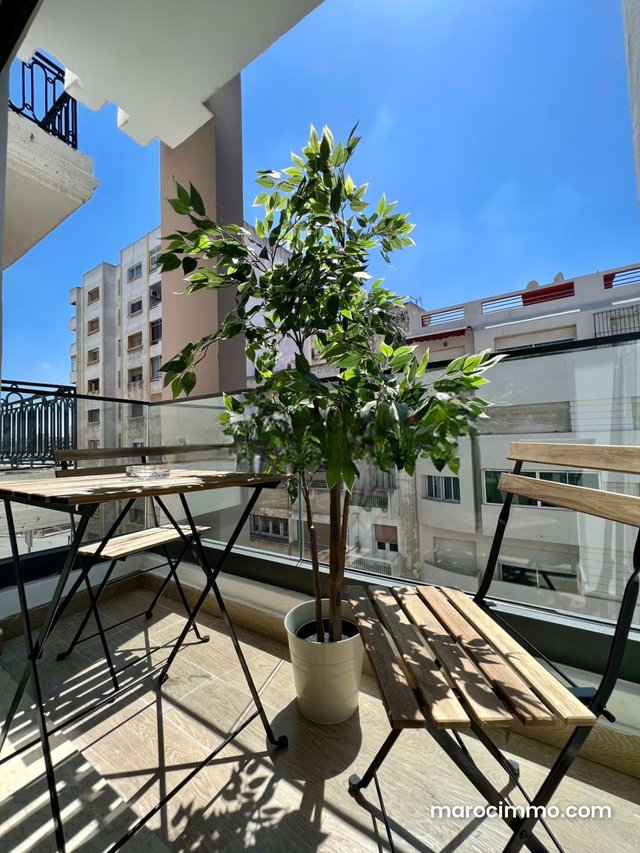 Studio Meublé à Louer – Maarif — 4