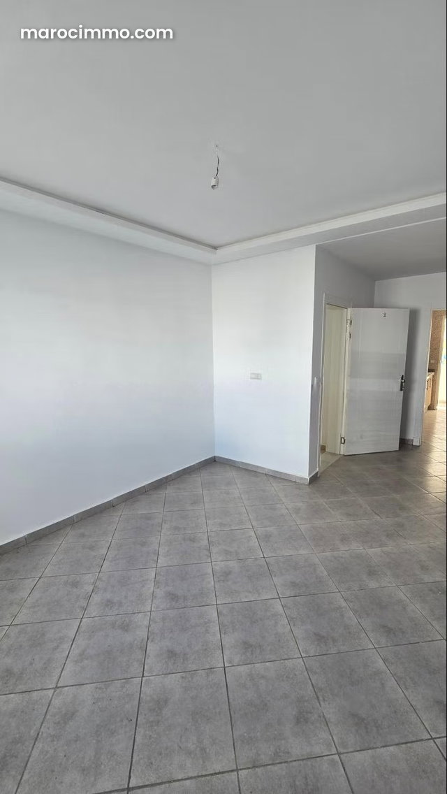 Superbe appartement à vendre à Martil. 2 chambres. Porte blindée et système de double vitrage — 4