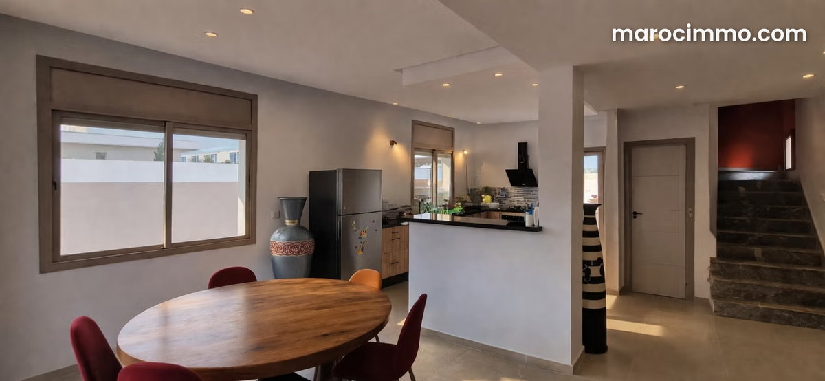Maison de ville neuve à 500 m de la plage