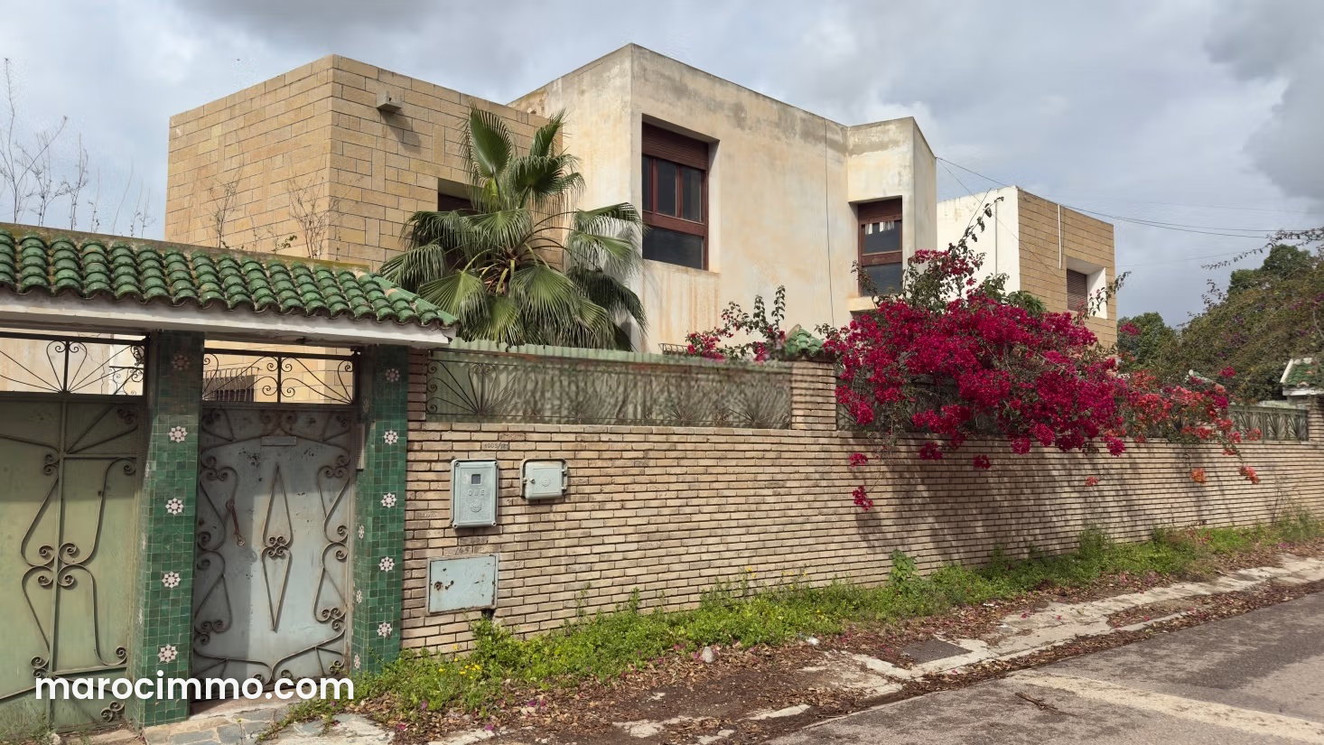 1,051 m² Villa in the Suisse District, Agadir, 7 Bedrooms, Garden — Agadir