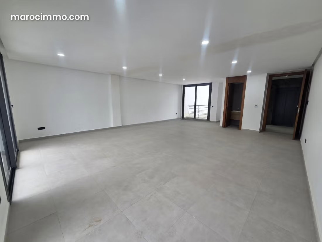 71 sqm office for rent, Maârif Extension, Casablanca — Casablanca
