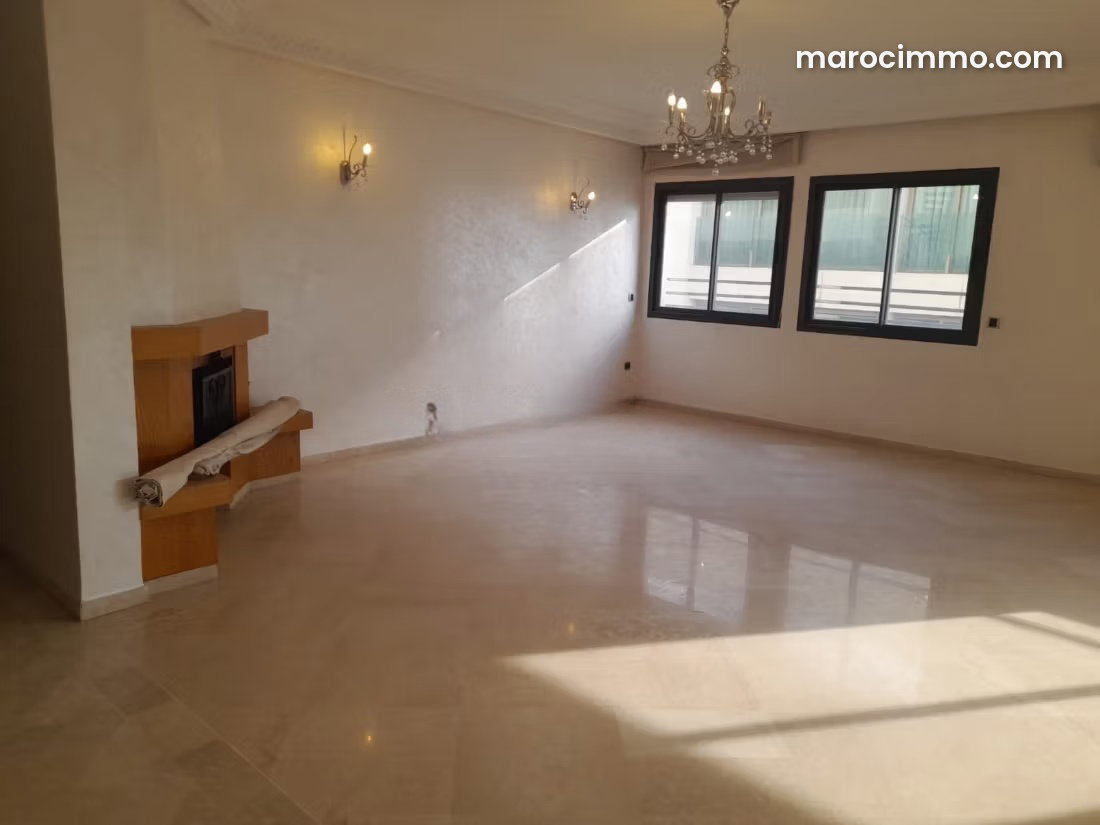 189 m² Apartment with Double Garage, Bourgogne, Casablanca — Casablanca