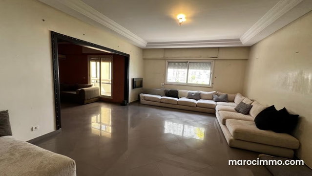A vendre Apt 133m2 Résidence fermée — 2