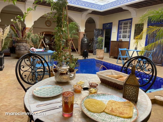 Riad à vendre à côté du palais royal — Marrakech
