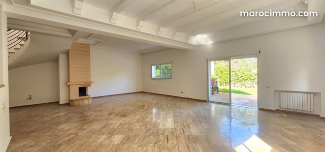 Luxury Villa for Rent in Prime Location — 4