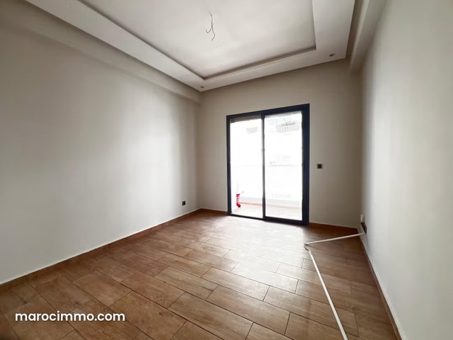 Très jolie appartement vide à louer sur palmier — 3