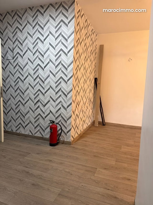 Bureau de 55 m² à vendre à Oulfa Firdouss, 1er étage, Immeuble commercial, 640 000 DH négociable — 5