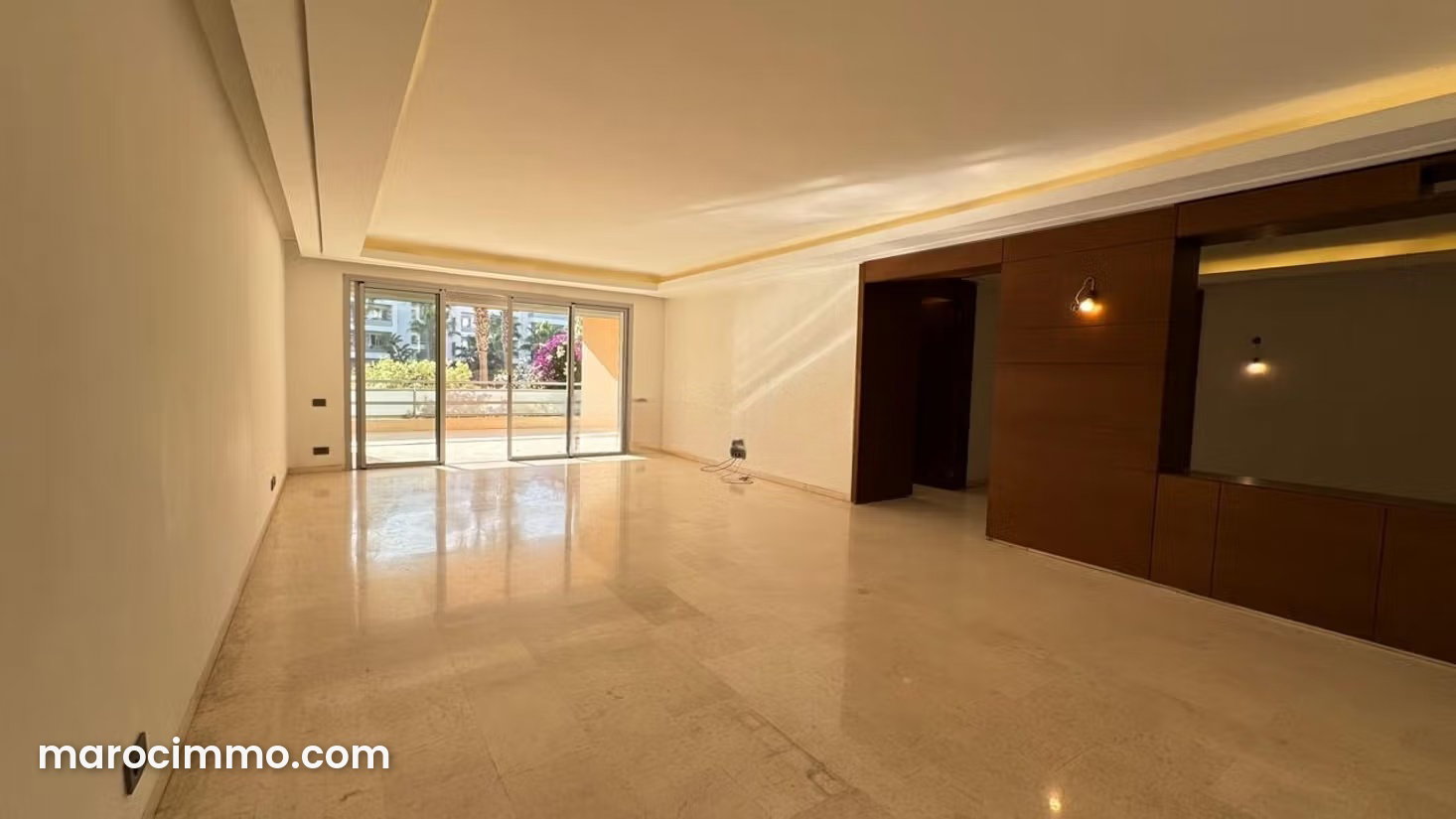 Appartement à louer à Aïn Diab, terrasse et double exposition — Casablanca
