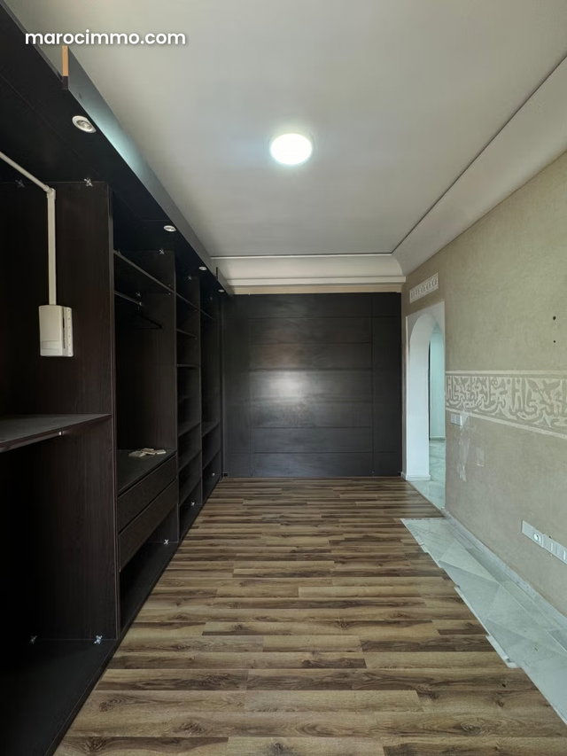200 m² 5ᵉ étage zone ultra premium — 4