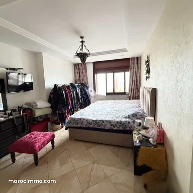 Appartement à Vendre de 155.0 m² à Casablanca, Belvedere Roches Noires — 4