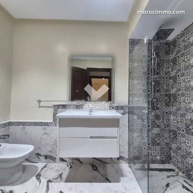 Apartment for Rent in Casablanca, Racine — 4