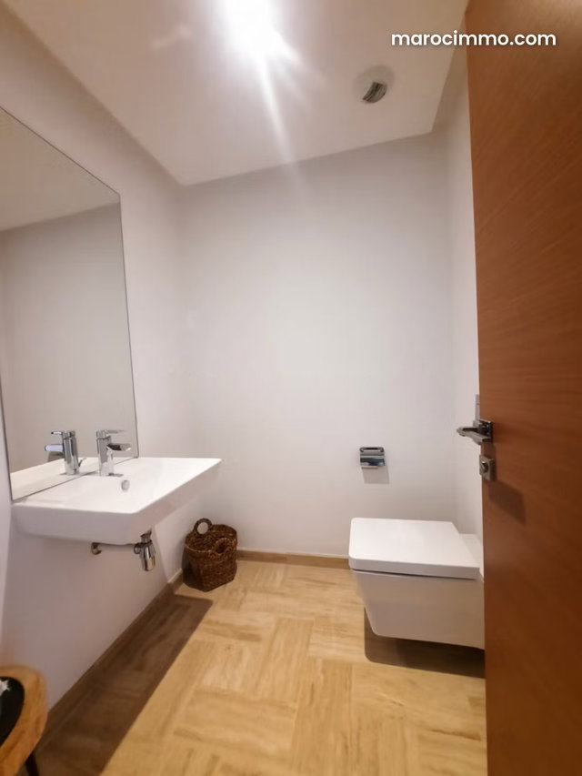 Deux chambres salon à CFC — 4