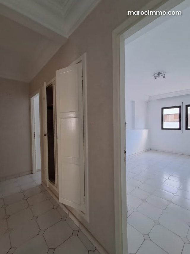 Appartement à vendre à Agdal — 4