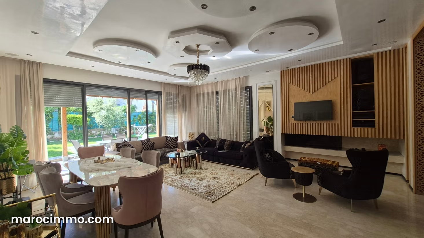Villa 460 m² avec piscine et jardin, Bouskoura centre — Bouskoura