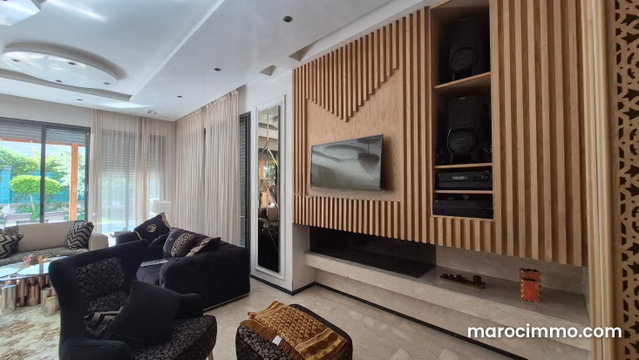 A vendre Villa Hst 700m2 Bouskoura — 5