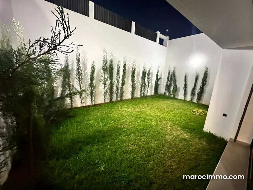 Villa de Haut Standing à Temara Rte Mers El Kheir