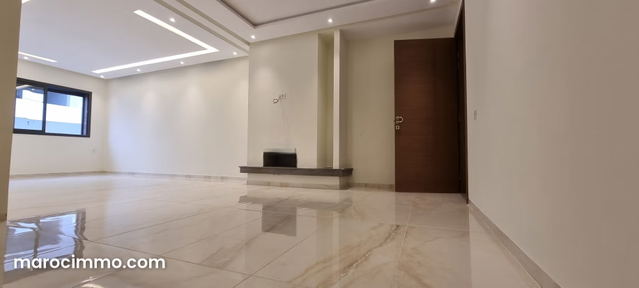 Appartement T4 à louer sur Lmenzeh Souissi 2 — الرباط