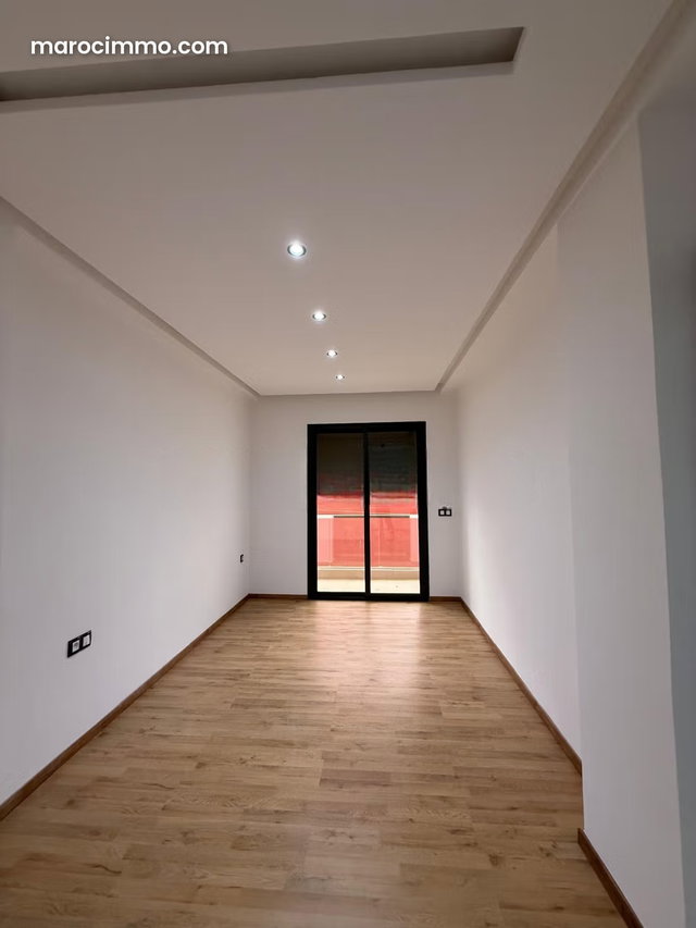 Appartement à l'achat à Martil. 1 chambre. Résidence sécurisée — 3
