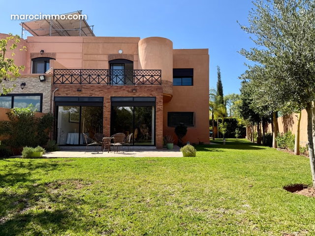 Villa à vendre à Marrakech Route de Fès Résidence sécurisée — 3