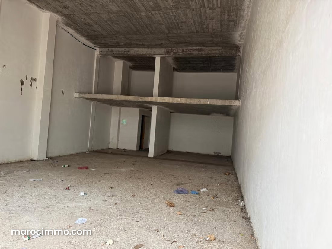 New 164 m² commercial unit for rent, Riyad, Rabat — Rabat