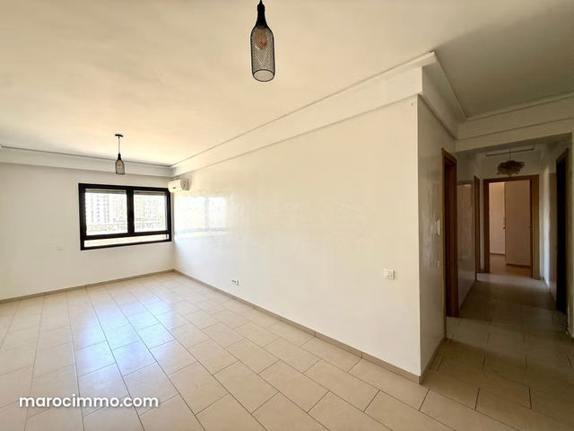 En Location Vide: Magnifique Appartement de 2 Chambres avec Terrasse au Coeur de quartier CFC, Casa Finance City, Casablanca — الدار البيضاء