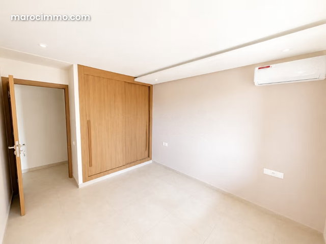 Location 3 pieces Non meublé Residence Neuve — 3