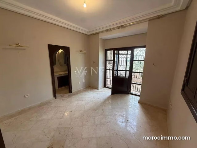 Villa in secured residence on the road to Fes — 4