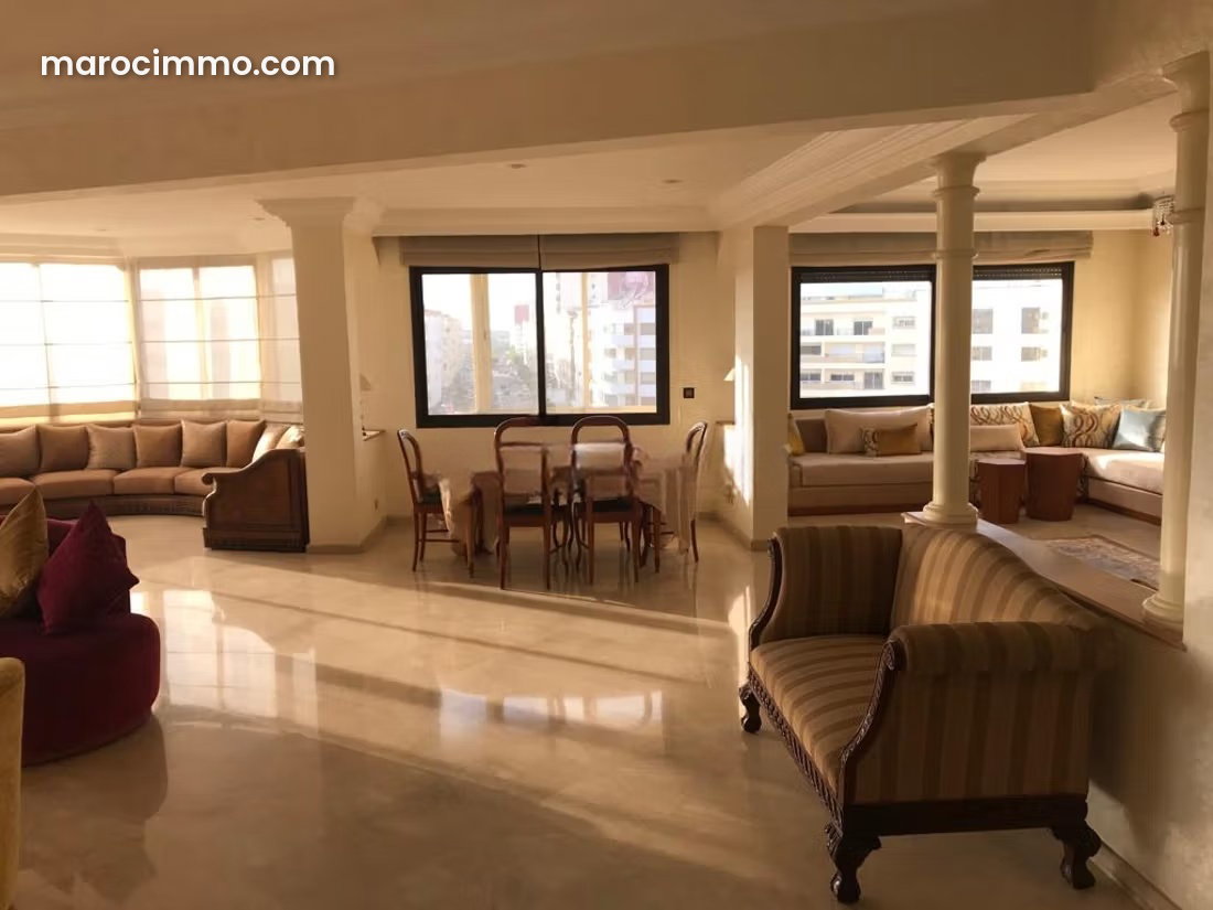 245 sqm Apartment, Top Floor, Golden Triangle, Casablanca — Casablanca