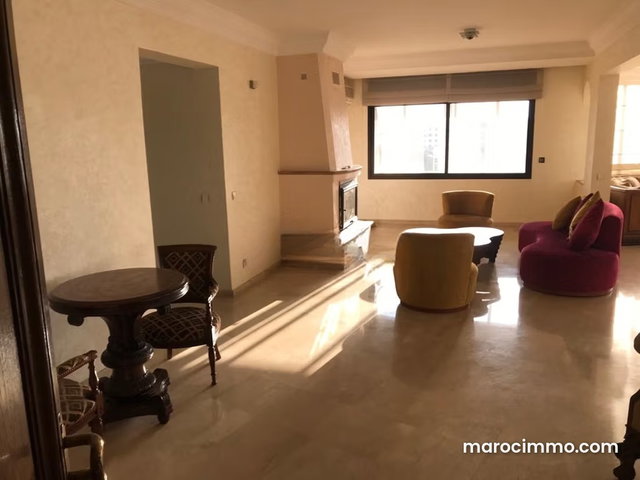 For Sale: Apartment in Golden Triangle — 2
