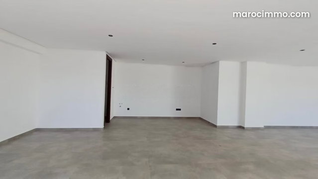 À LOUER Bureau en location Vide _ quartier polo — 2