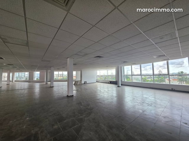 Bureau 710 m² à louer Sidi Maarouf — 2