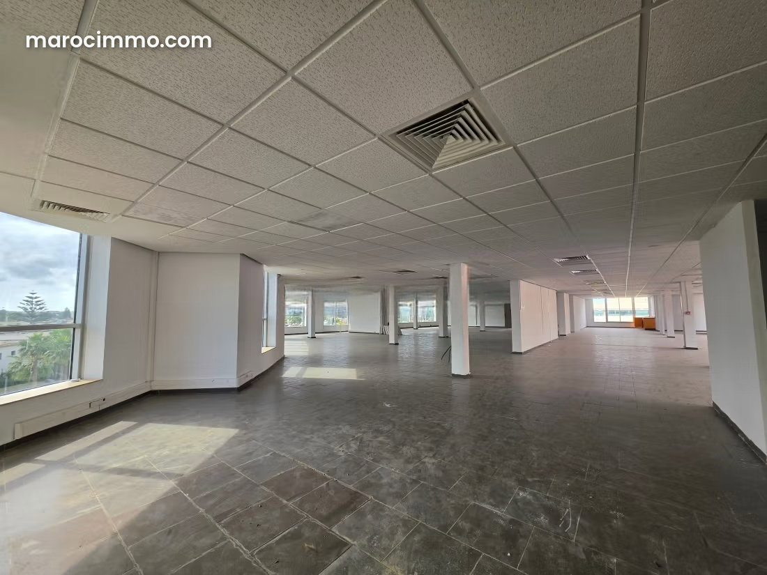 710 m² Office for Rent, Sidi Maarouf, Casablanca, Modern Building — Casablanca