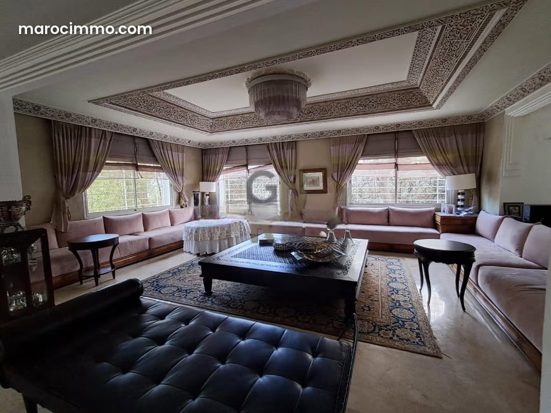 800 m² Villa with Swimming Pool and Garden, Riyad, Rabat — Rabat