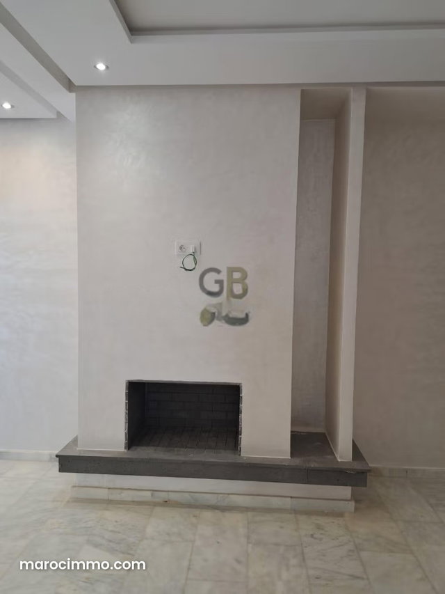 Bel appartement neuf à louer à El Menzeh — 2