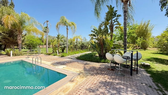 Villa de luxe a vendre la route de Fès Marrakech 5000m — 2