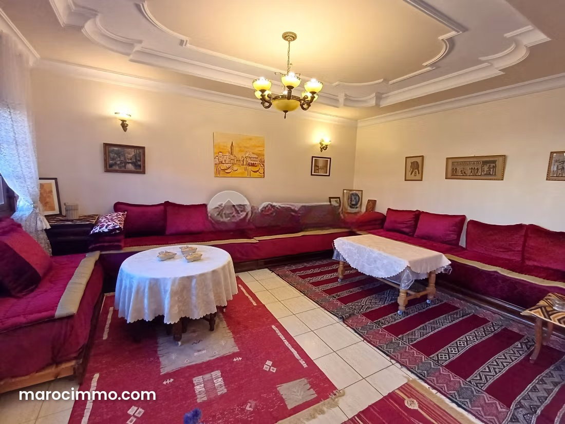 Spacious Apartment with Terrace, Garden and Garage in Ain Sebaa, Casablanca — Casablanca
