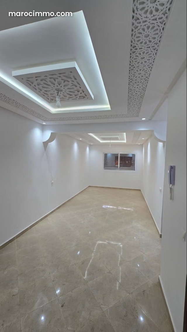 Appartement en vente à Martil. 2 chambres. Salon traditionnel marocain — 3